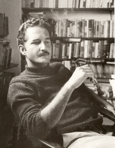 Carlos Fuentes, foto de Lola Álvarez Bravo